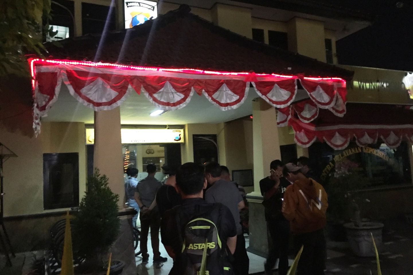 Polisi Telusuri Dugaan Keterlibatan Penyerang Mapolsek Wonokromo Dalam Jaringan ISIS