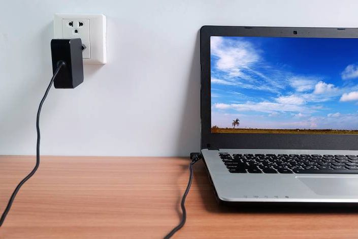 Tips Merawat Baterai Laptop agar Tetap Awet