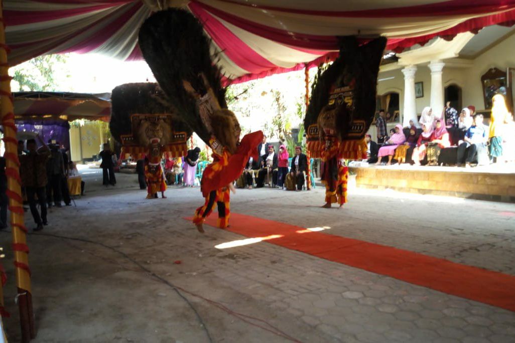 Ini Adat Pernikahan yang Unik di Ponorogo