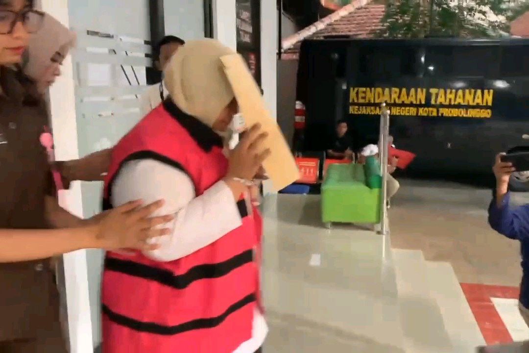 Dugaan Korupsi Lampu Hias DLH Kota Probolinggo Rugikan Negara Rp306 Juta