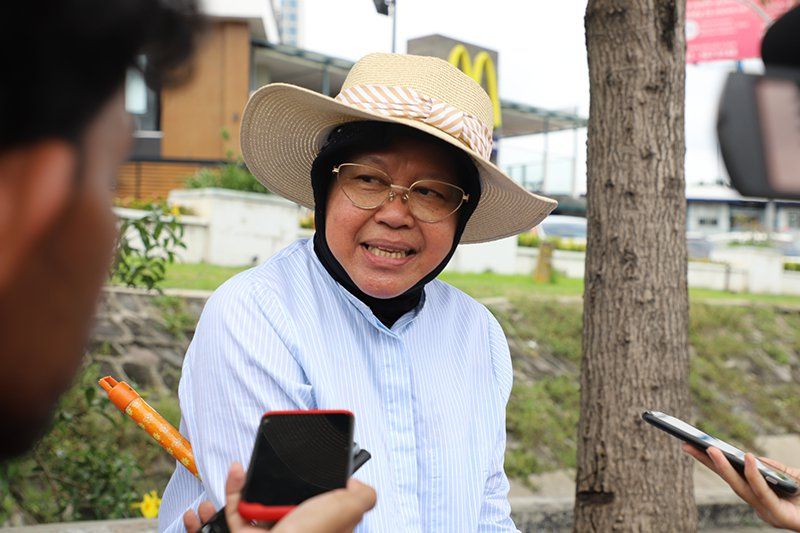 Hadapi Isu Resesi, Warga Surabaya Diminta Tak Perlu Panik