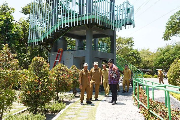 Pemkab Kediri Kembangkan Taman Hijau di SLG