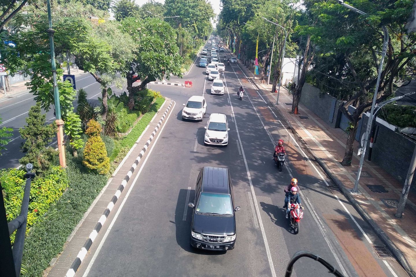 Libur Lebaran, Suasana Lalu Lintas Surabaya Ramai Lancar