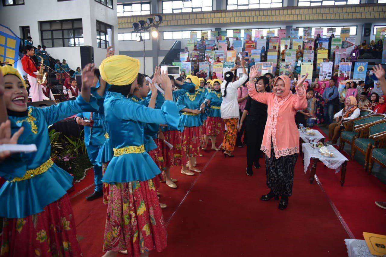 Risma Motivasi Sekolah Surabaya Bangun SDM Berkualitas