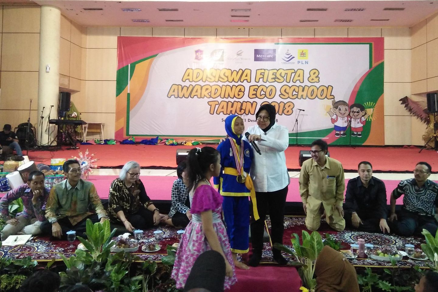 Tingkatkan Prestasi, Risma Tekankan Siswa Harus Ikut Ekstrakurikuler