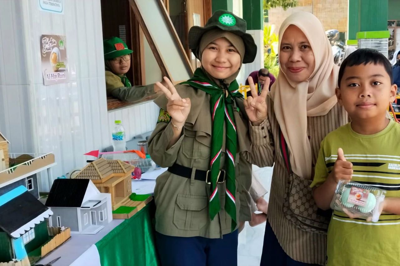 Tutup Tahun Ajaran, SD Almadany Gresik Tampilkan Puluhan Karya STEM