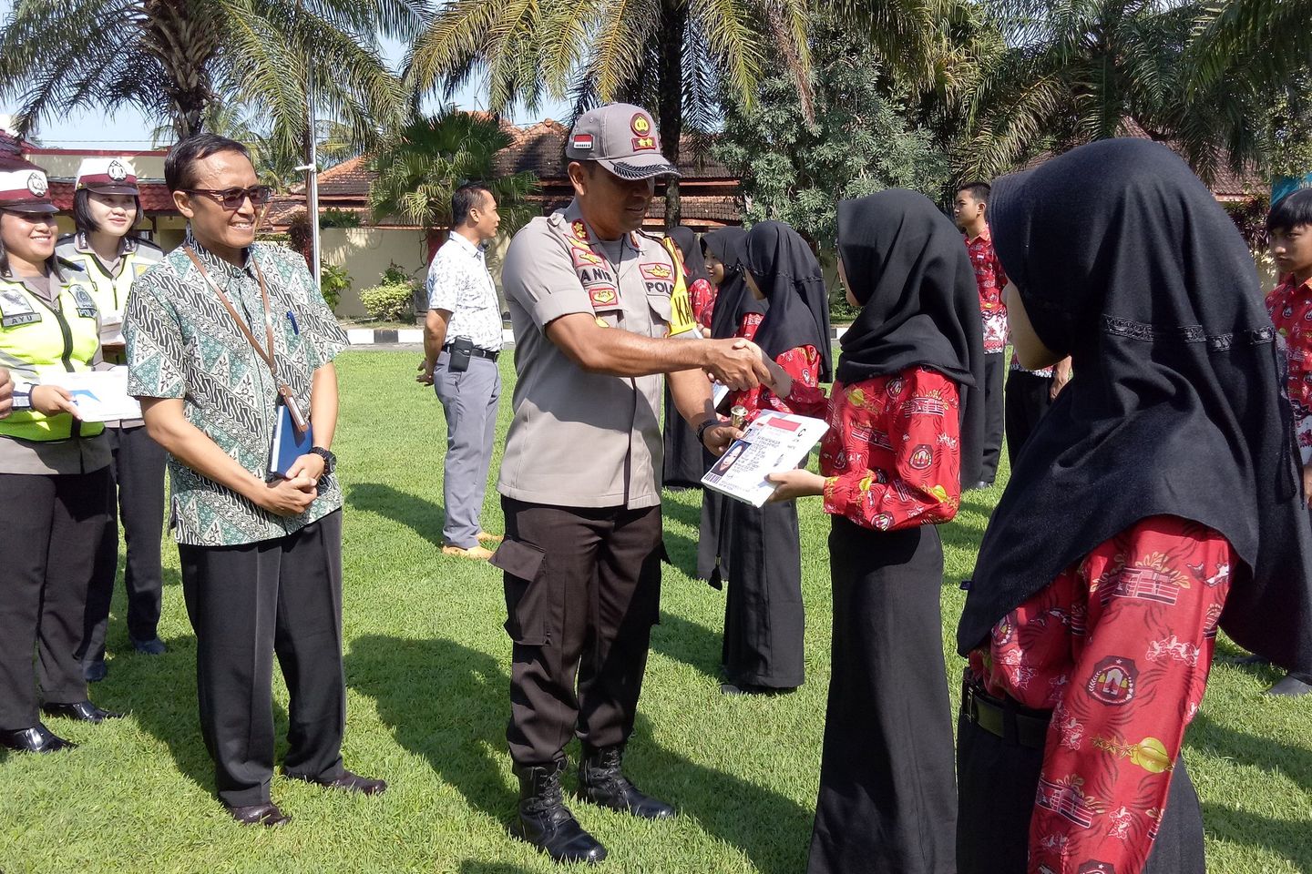 Polres Blitar Ganjar 20 Pelajar SIM C Gratis 