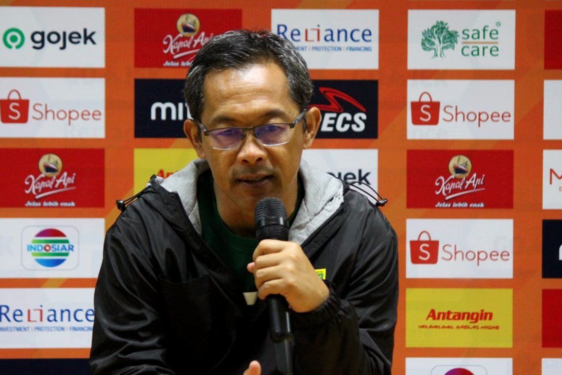 Aji Santoso Minta Manajemen Selesaikan Masalah Abduh dan Angga