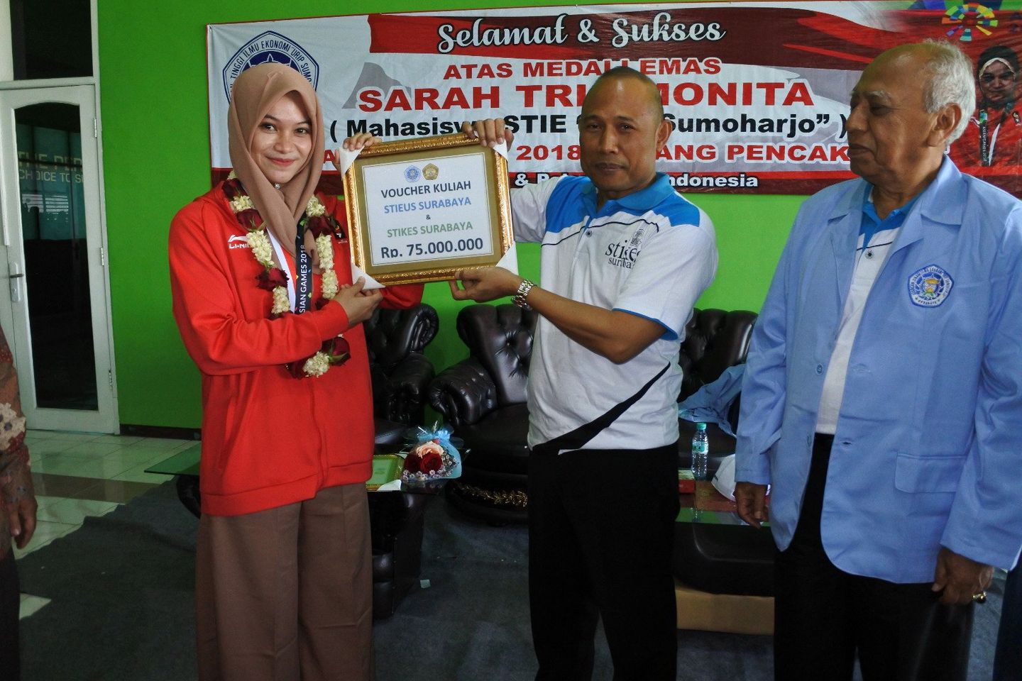 Peraih Emas Asian Games Diganjar Beasiswa S2 dan S3