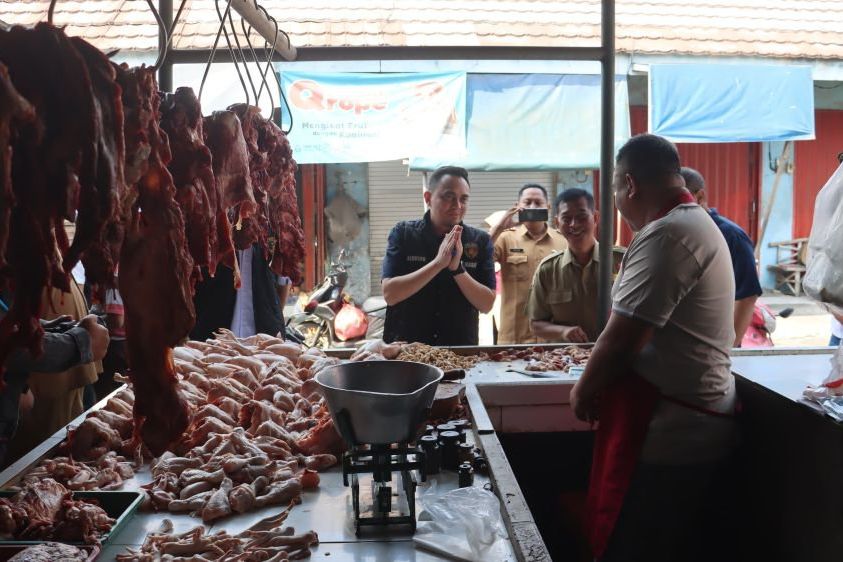 Harga Daging Sapi dan Ayam Naik, Satgas Pangan Pantau Pasar Mojosari