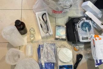 Lab Produksi Etomidate Dibongkar, Berpotensi Produksi 15 Ribu Vape Narkotika