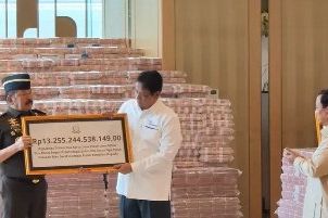 Kejagung Serahkan Uang Ganti Rugi Korupsi Ekspor CPO Rp13,255 Triliun, Siapa Lagi Dibidik?