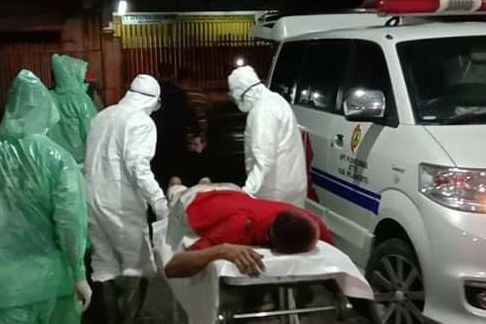 Heboh Penghuni Hotel Dievakuasi Satgas Covid-19 dengan APD Lengkap