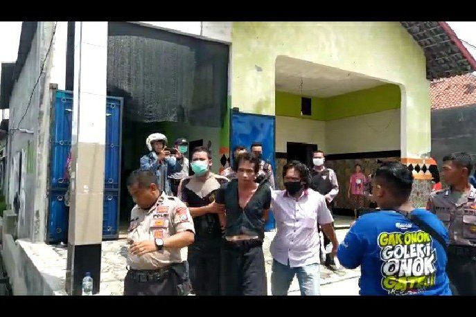 Heboh Penganiayaan Nenek di Mojokerto, Pelaku Diduga Punya Gangguan Jiwa