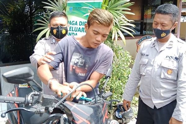 Usai Pesta Miras, Pemuda di Probolinggo Gagal Curi Motor Trail