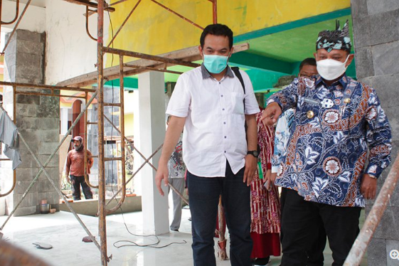 Bupati dan Kepala Dinas PUPP Situbondo Dikabarkan Tersangka Gratifikasi Dana PEN