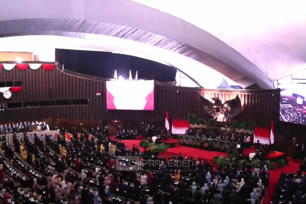 Prabowo-Gibran Dilantik, "Free Palestine" Menggema di Sidang Paripurna MPR