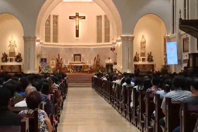Jemaat HKY Katedral Surabaya Apresiasi Kepemimpinan Paus Fransiskus