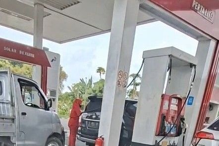 Viral, Mobil Dinas Kepala Kemenag Tuban Diduga Ganti Pelat Demi Isi Pertalite