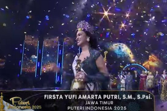 Firsta alias Fia, Jebeng Banyuwangi Jadi Puteri Indonesia 2025