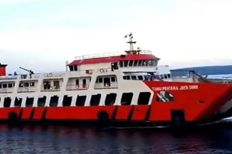 Polair Polda Jatim dan Basarnas Kerahkan Kapal Bantu Cari Penumpang KMP Tunu Pratama Jaya