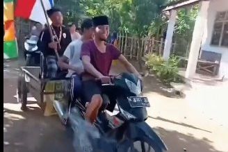 Tak Disambut Mewah, Atlet Muaythai Peraih Emas Kejuaraan Asia Ini Diarak Pakai Gerobak