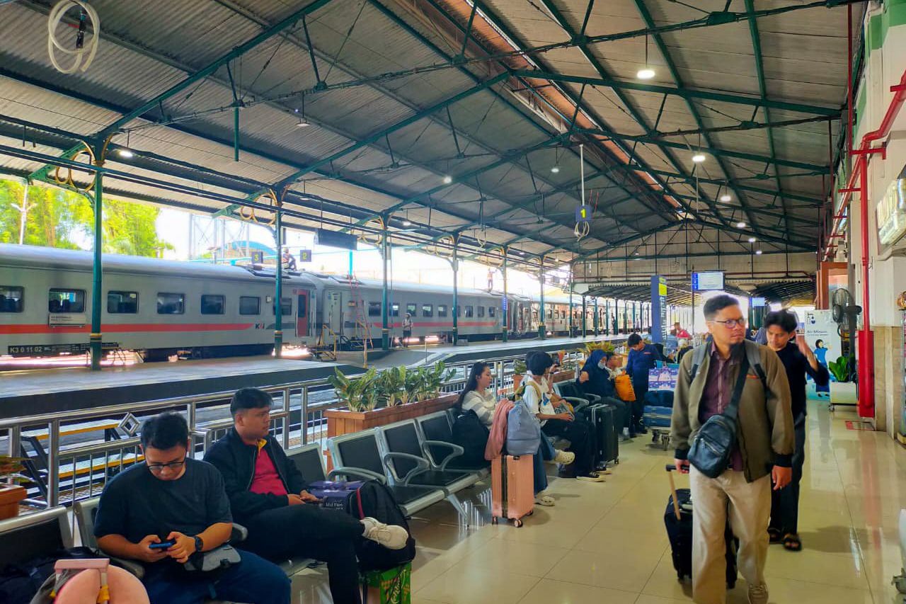 Libur Panjang HUT RI, KAI Daop 7 Tambah Rangkaian Tiga KA