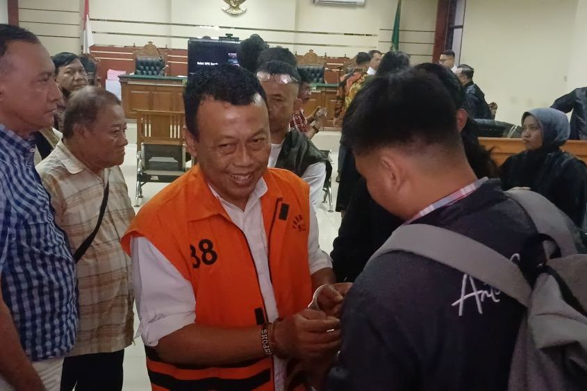 Bupati Ponorogo Nonaktif Sugiri Sancoko Dituntut 7 Tahun Penjara