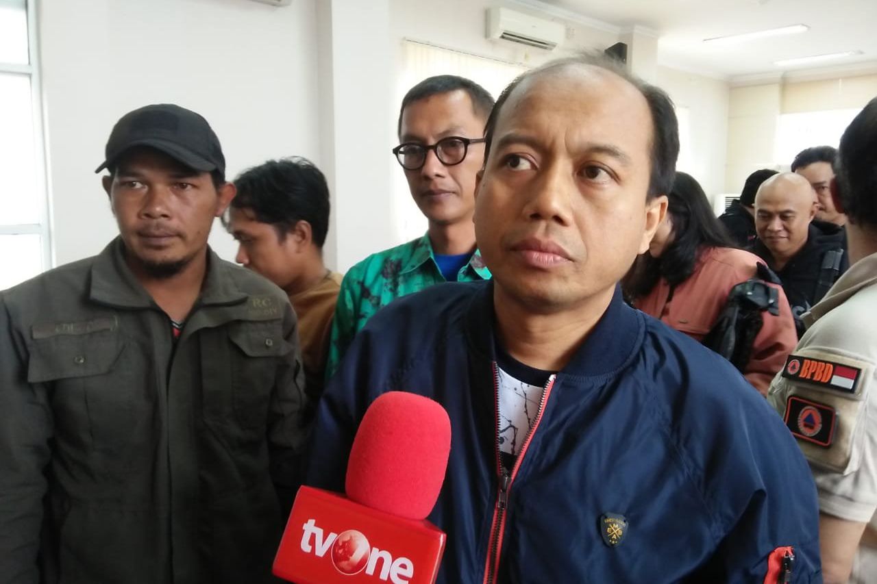 Tsunami Diduga Longsoran Bawah Laut dan Erupsi Anak Krakatau