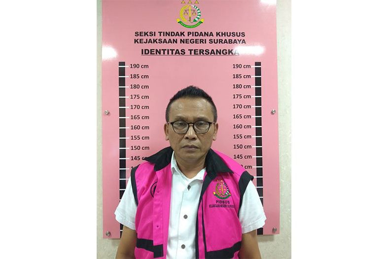 ual Barang Bukti Hasil Sitaan, Oknum Satpol PP Surabaya Ditahan Kejaksaan