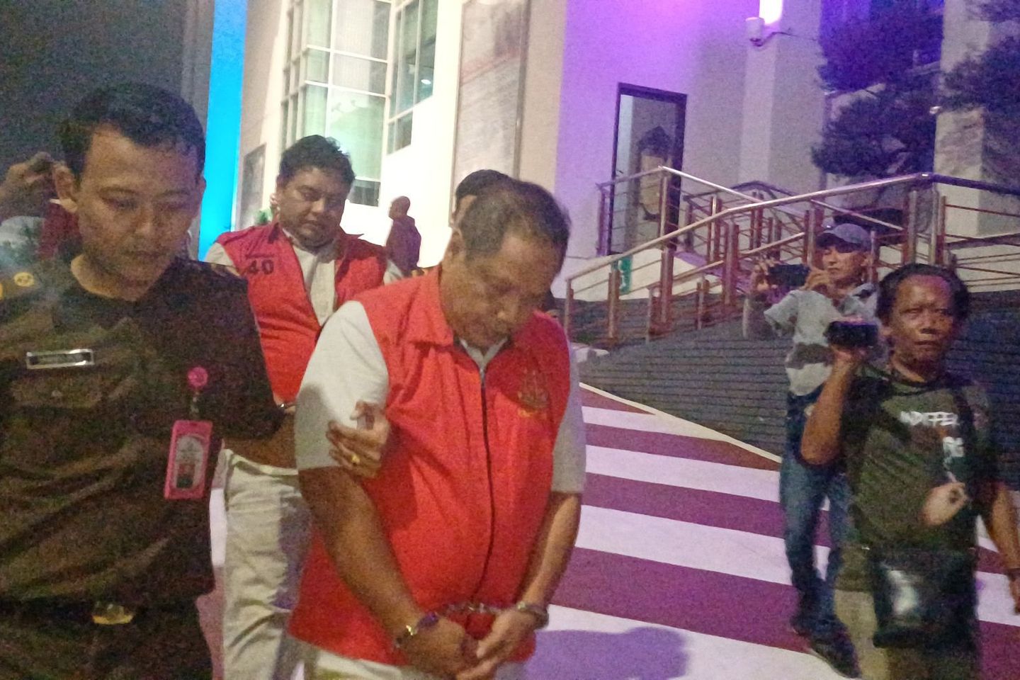 Ratusan Petani Dimanfaatkan dalam Skema KUR Fiktif BNI Jember, 3 Tersangka Ditahan