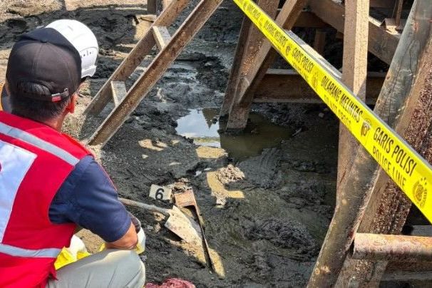 Mekanik Proyek Meninggal Tertimpa Konveyor di Mojokerto