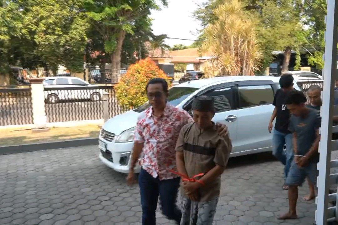 Polisi Temukan 35 Paket Sabu di Kamar Kos Probolinggo

‎