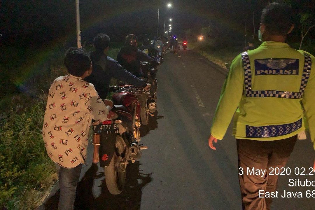 Pandemi Covid Main ‘Perang Petasan’, 43 Pemuda Diamankan