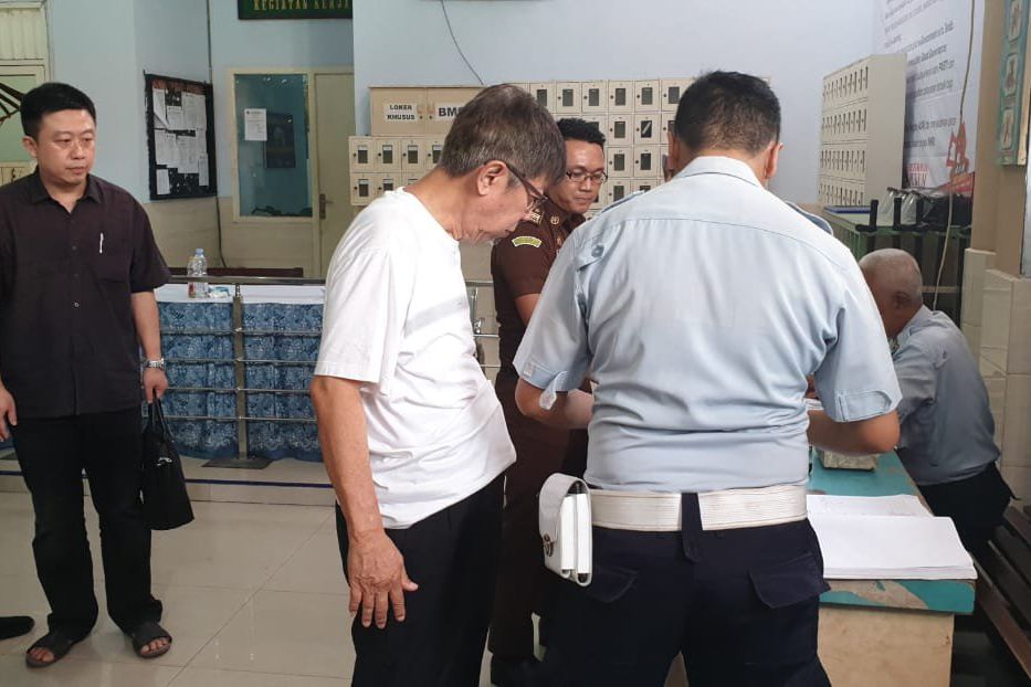 Buronan Pemalsuan Merek Menyerahkan Diri