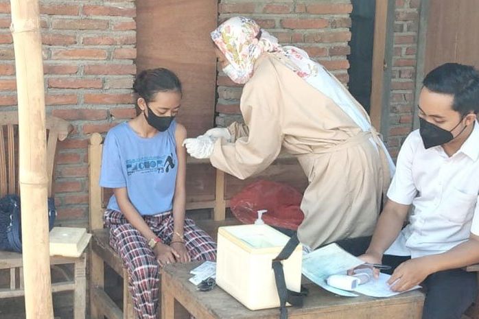 Pemdes dan Puskesmas di Banyuwangi Jemput Bola Vaksinasi Terhadap Difabel