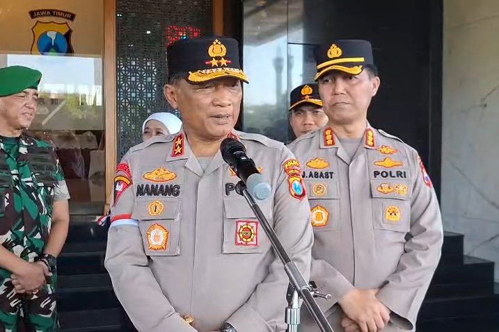 89 Pembakar Gedung Grahadi dan Mapolsek Tegalsari Diamankan Polisi