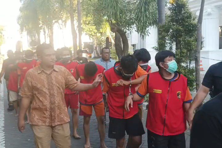 Polda Jatim Bekuk Dalang Pembakaran Gedung Grahadi