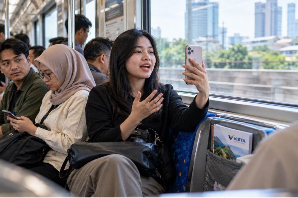 Etika Video Call di Tempat Umum agar Tetap Nyaman