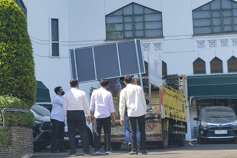 Diduga Terkait Pemalsuan Akta Otentik dan TPPU, Gedung Wismilak Surabaya Digeledah Polda Jaitm