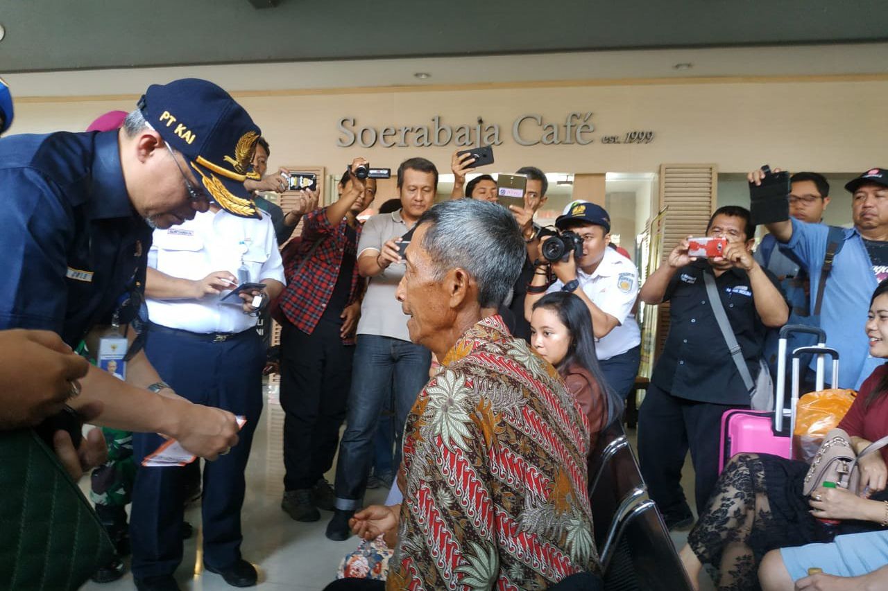 Pegawai KAI Dilarang Cuti Selama Natal dan Tahun Baru