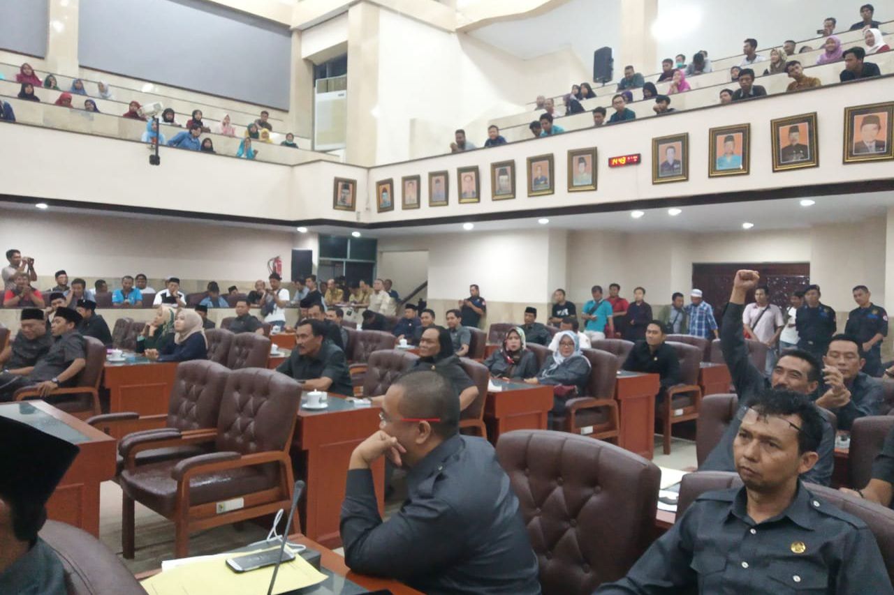 Ragukan Keabsahan Hak Angket, DPRD Ancam Panggil Paksa Bupati Jember