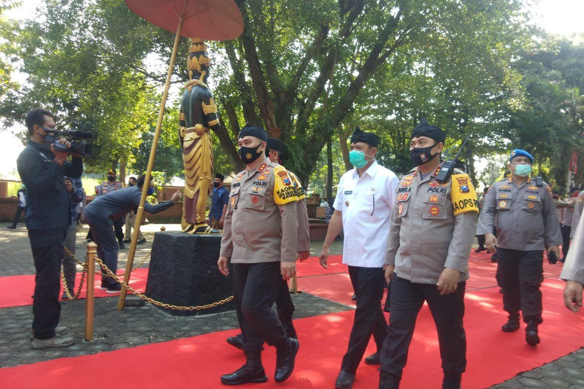 Tradisi Pembaretan, Kapolda Jatim dan Brimob Napak Tilas Pasukan Bhayangkara di Trowulan