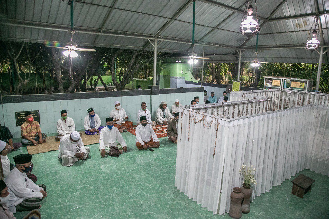 Doa Bersama dan Ziarah, Relawan Ingin Eri-Armudji Menang Secara Elegan