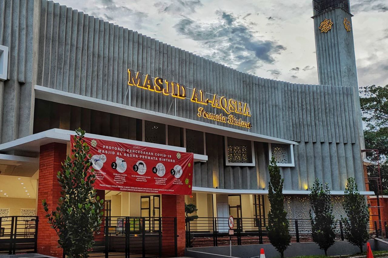 Cara Masjid Al Aqsha Cegah Covid dan Bantu Usaha Warga