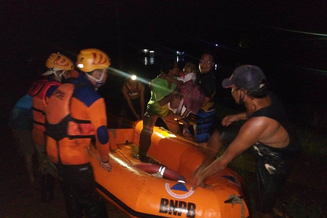 Kecamatan Dringu Probolinggo Kembali Diterjang Banjir, Warga Dievakuasi