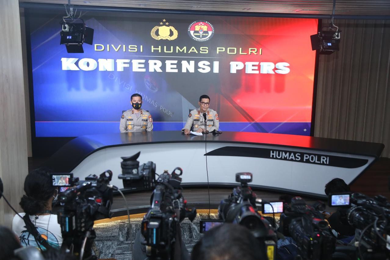 Bom Bunuh Diri di Katedral, Polri: Masyarakat Tidak Usah Panik, Kami Sedang Dalami Pelakunya