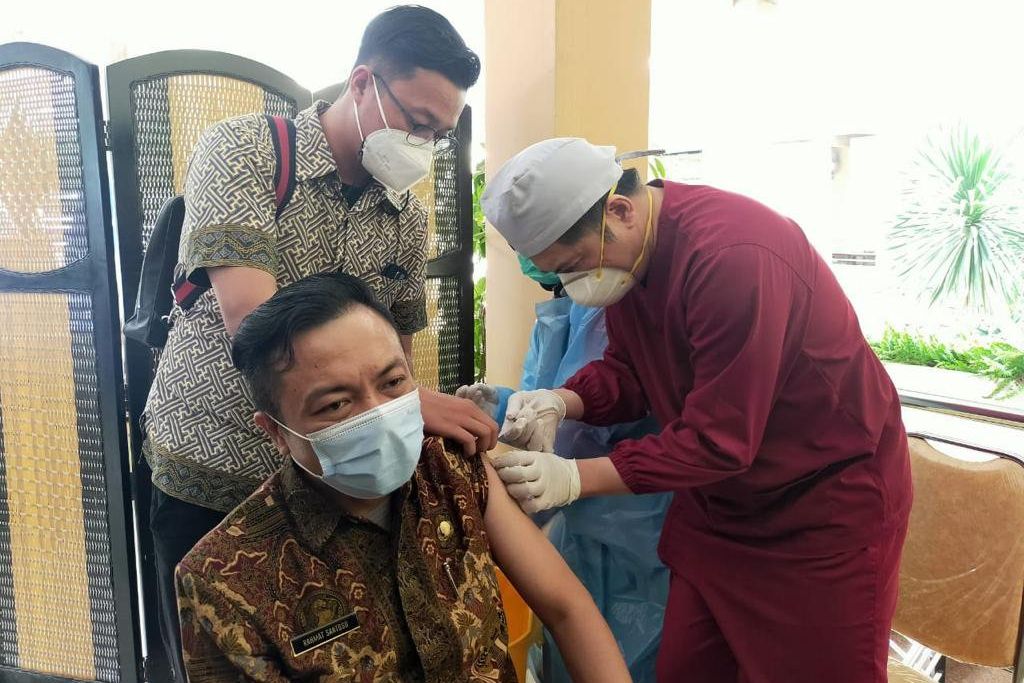 DPD PAN Apresiasi Kinerja Wabup Blitar dalam Menjalankan Program Vaksinasi Covid-19