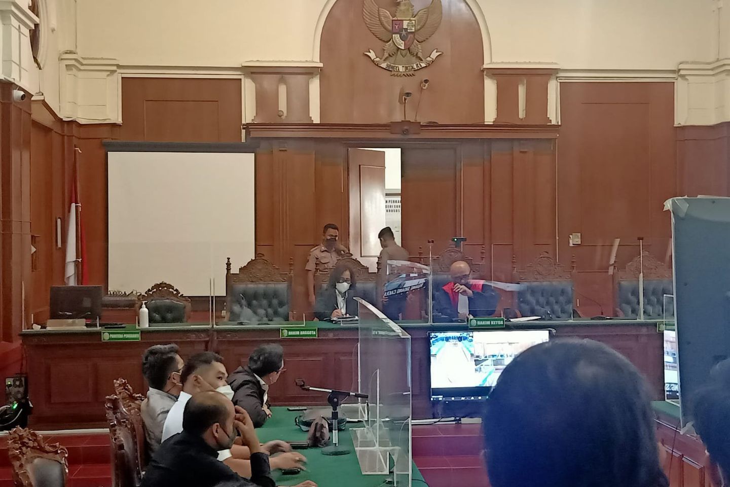 Praperadilan SMA SPI Batu a<em> Quo </em>Kurang Pihak, Hakim Menolak Permohonan JE