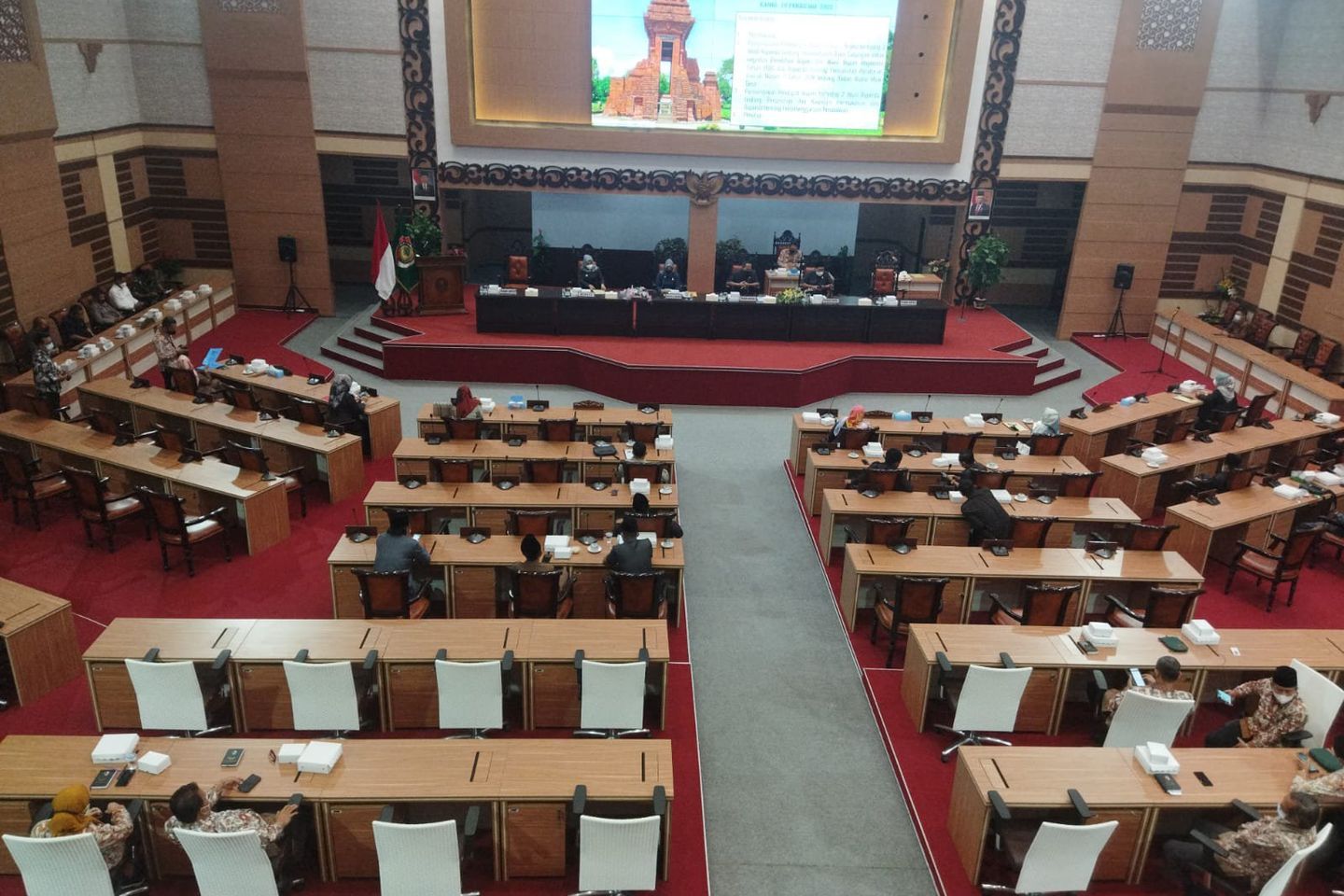 DPRD dan Bupati Mojokerto Gelar Paripurna Bahas Dua Raperda